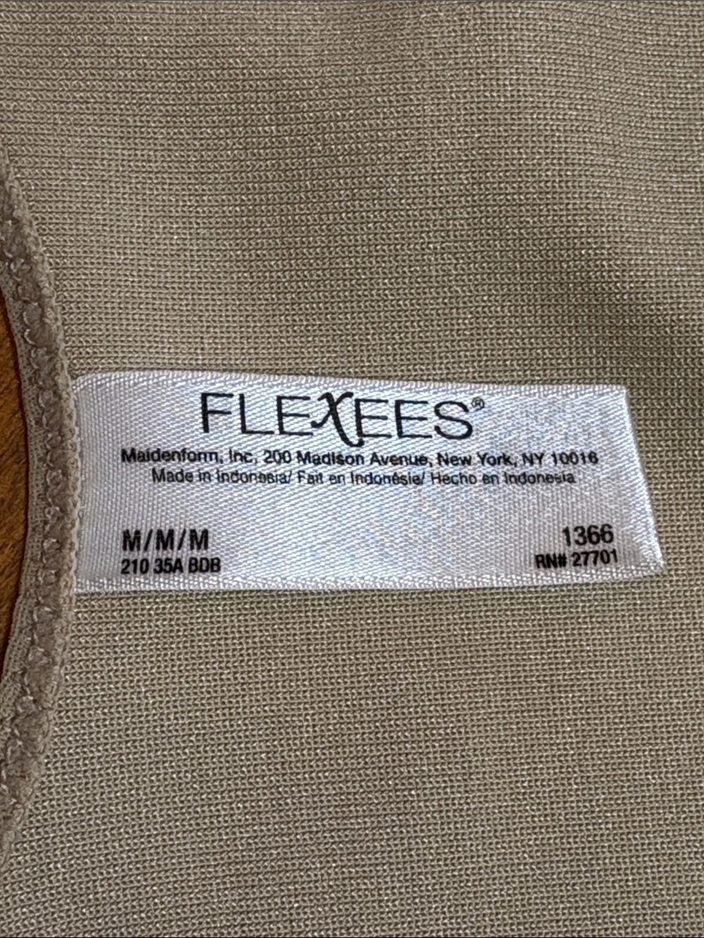 Flexees Neutral Beige Lightweight Shapewear, Med - Picture 2 of 8